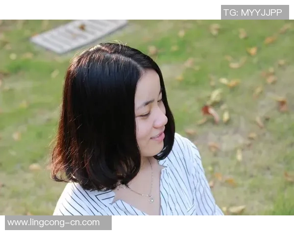 何思雨的成长之路：从青涩少女到职场精英的蜕变与奋斗